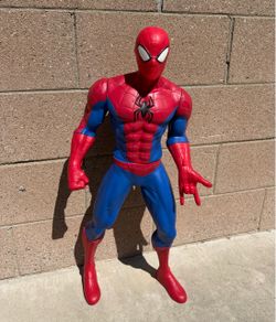 Marvel Spiderman 31"Inch  Action Figure Poseable Jumbo Display 2013 Hasbro