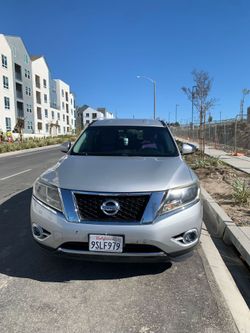 2016 Nissan Pathfinder