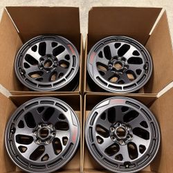 2025 Nissan Frontier 17" Pro-4x Rims
