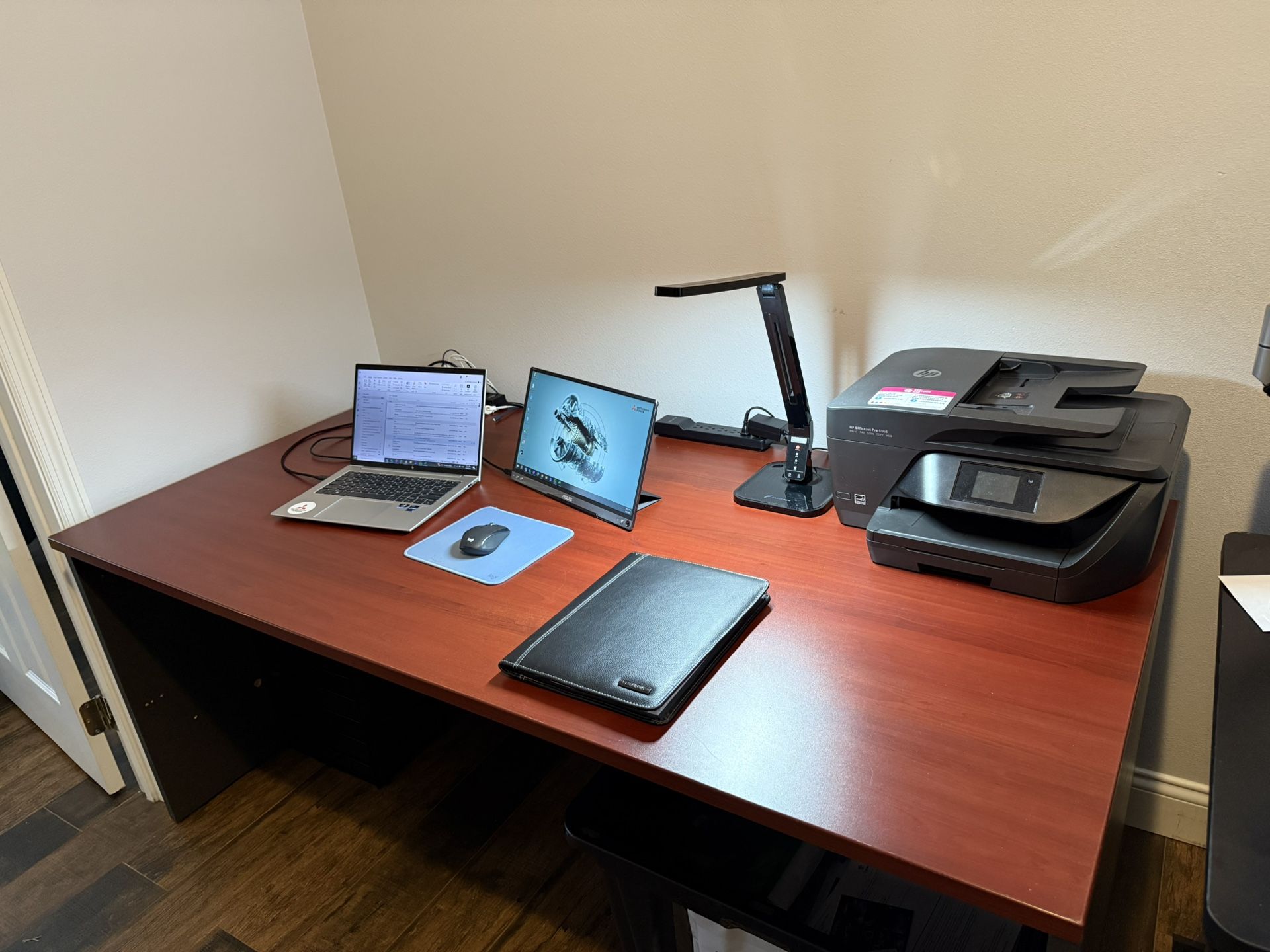 Office Desk 71 x 36 Inches