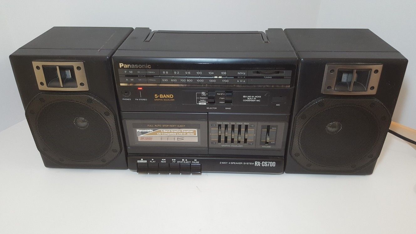 Vintage Panasonic RX-CS 700 Boombox Ghetto Blaster. Good Condition Everything Tested and Works.