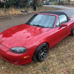 2002 Mazda Miata 