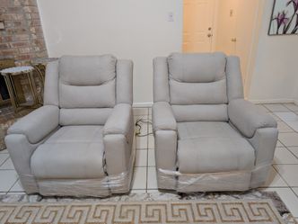 New pair recliners