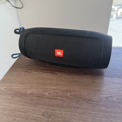 JBL Charge 3 Speaker