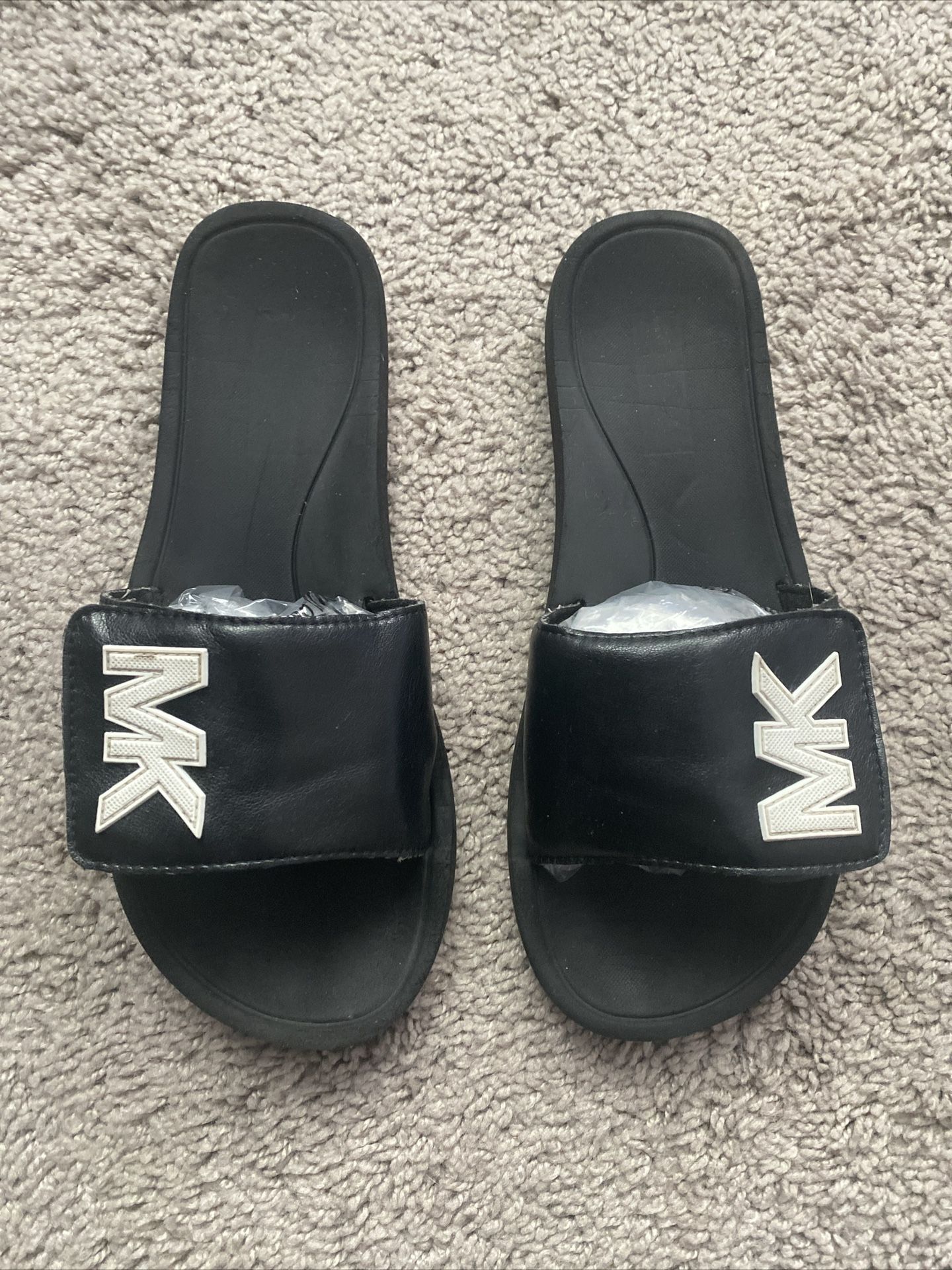 Michael Kors Slides Size 6.5 US