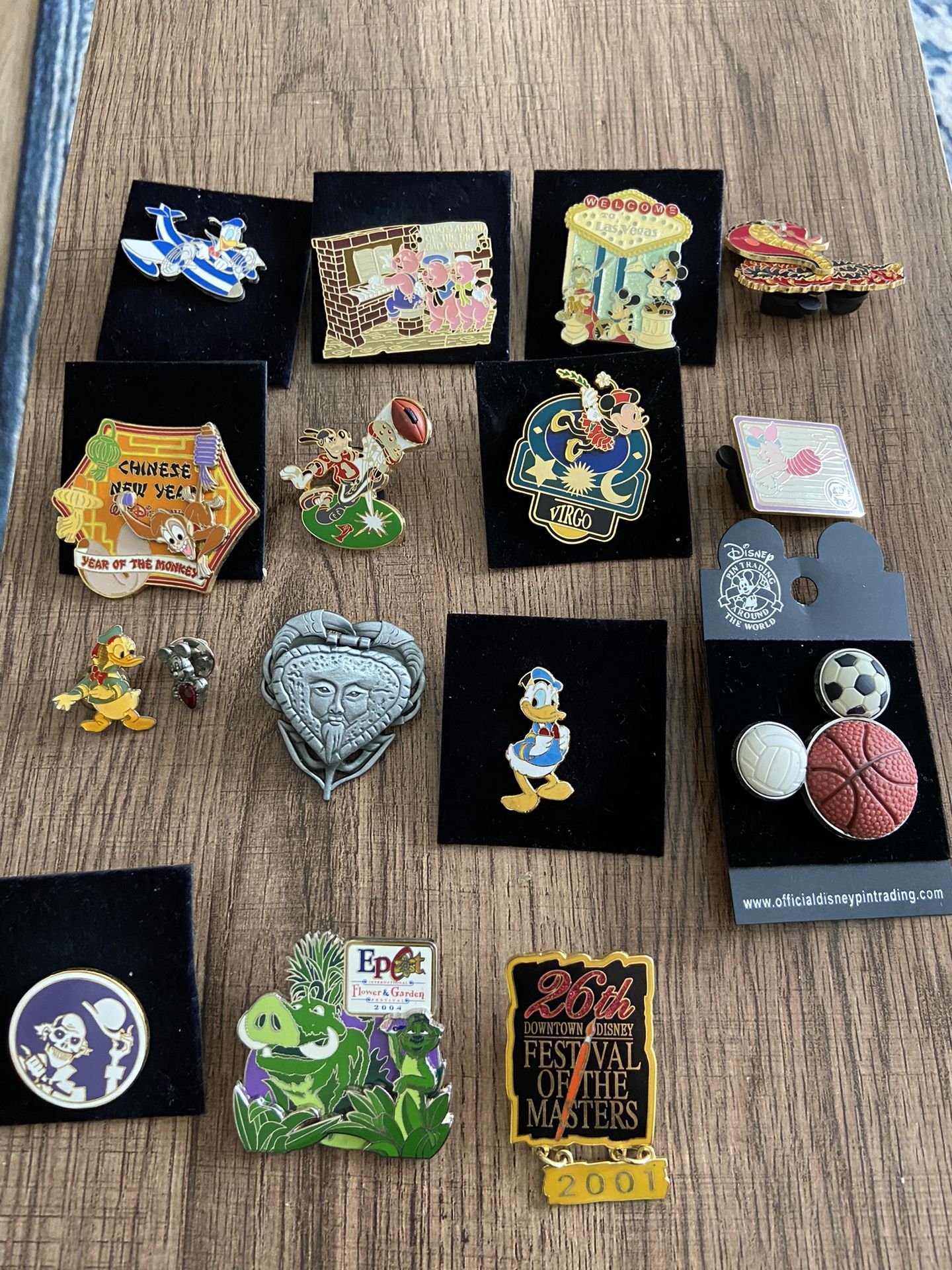 Huge Disney Pin Lot Of 55 Limited Edition 
