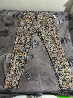 Free People Movement Women large Black Eden Floral Orange Multi Pocket Leggings