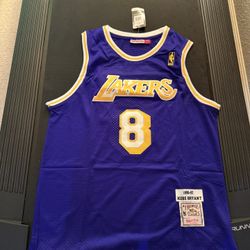 Embroidered Nba Jersey “ Lakers #8 “