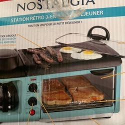 Nostalgia  Retro Station (RED) 