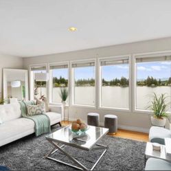 Modern Stainless Steel Coffee Table with glass top! Excellent condition