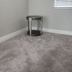 BEAUTIFUL END TABLE! VERY STURDY