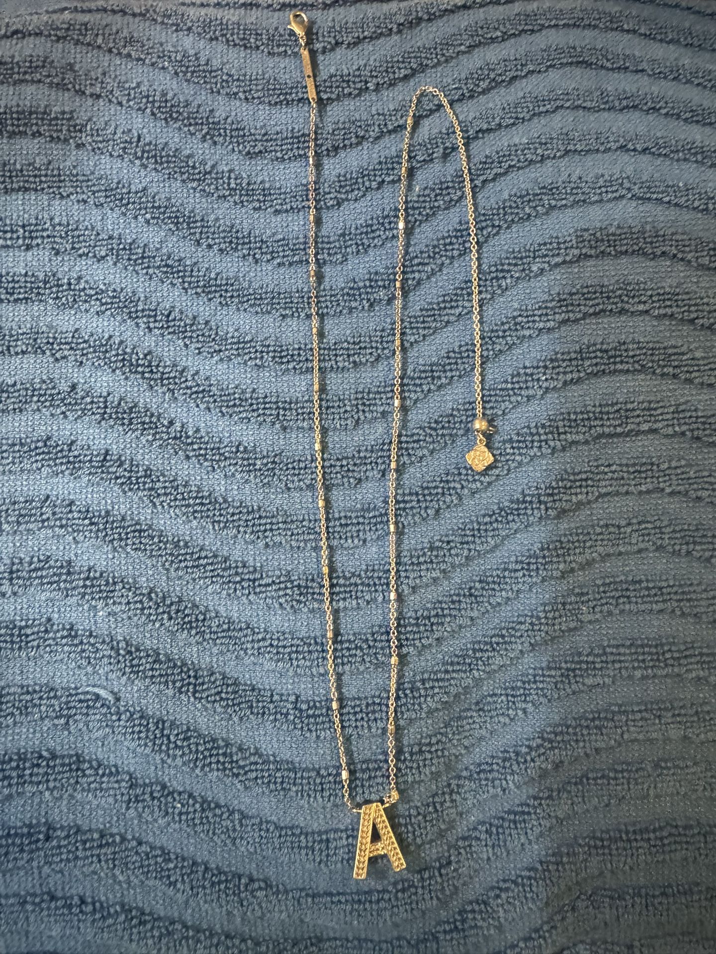 Kendra Scott Necklace