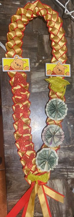 Ribbon Lei