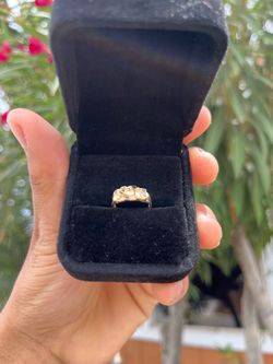 Pinky nugget ring