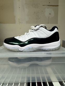 Air Jordan 11 Retro Low “Emerald” – Men’s Size 10.5 – Excellent Condition