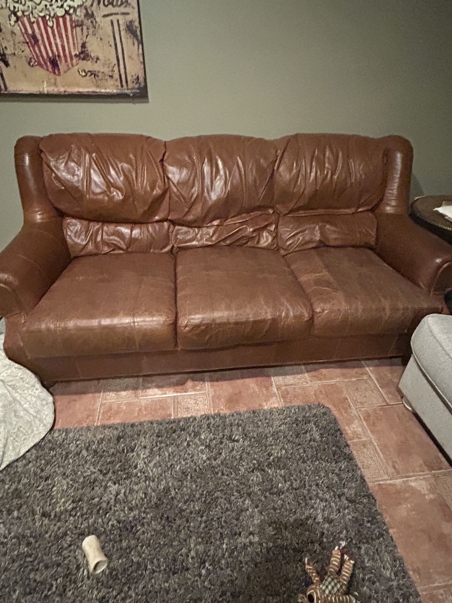 Free Henredon Leather Couch