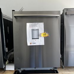 New Scratch & Deny Bosch 24inch. 3rd Rack Top Control Dishwasher 