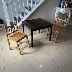 Kids Table And Chairs 
