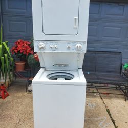 24 Kenmore Electric Dryer Stackable 