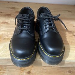 Dr. Marten’s Size 6 Women’s  (black)