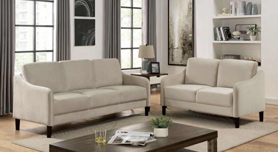 2pc Sofa & Loveseat
