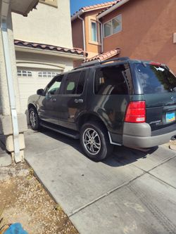 2002 Ford Explorer