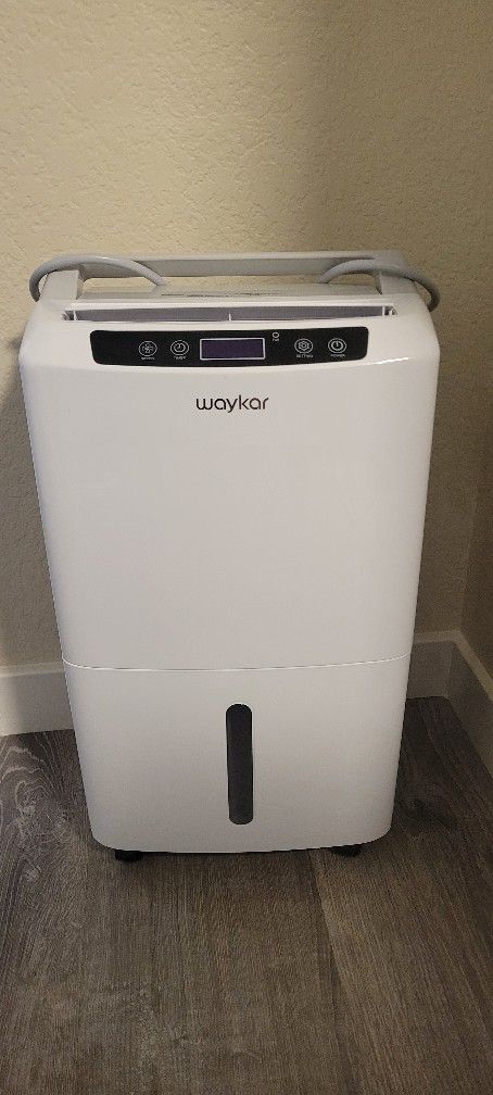 Closet Dehumidifier 