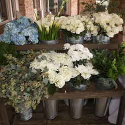 Flower Stand** Flower Mart