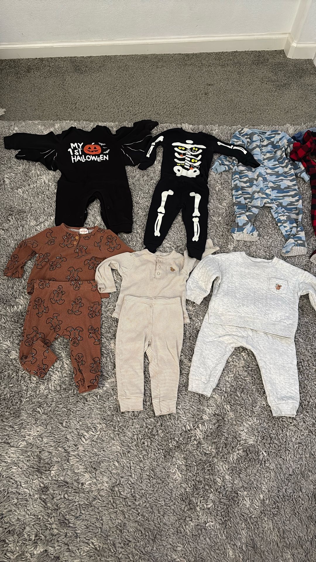 Baby Clothes, Size 12 Months