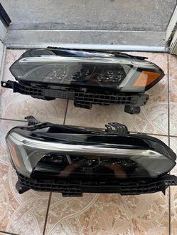 Honda civic headlights 22-26