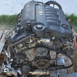 Chevy Impala Engine with Transmission