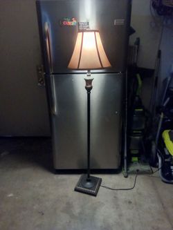 Traditional Floor Lamp with Shade