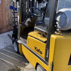 YALE FORKLIFT FOR SALE MUST GO MUST SEE 
