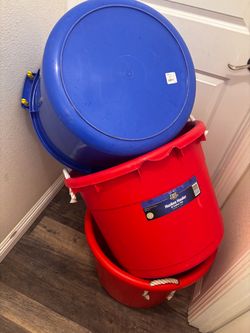 Used 3x18 gall buckets. $15 each all fir $40