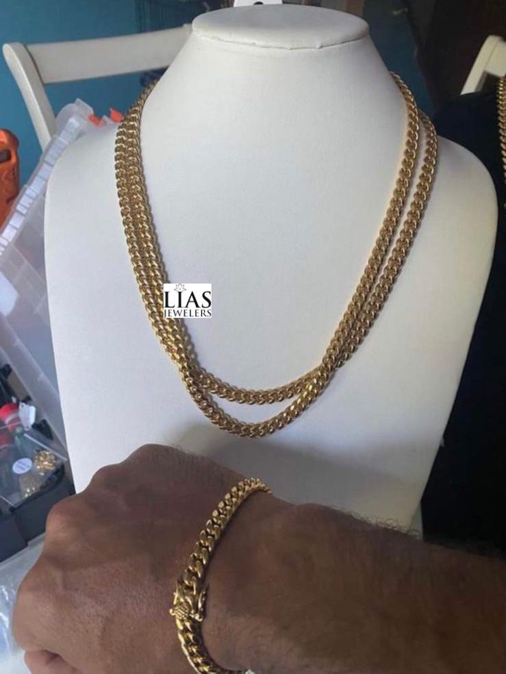 New  18k Yellow Gold Cuban Link Chain And Bracelet 