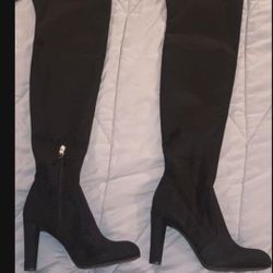 Black Suede Thigh High Boots 8.5/Botas Negras Altas Nuevas 8.5