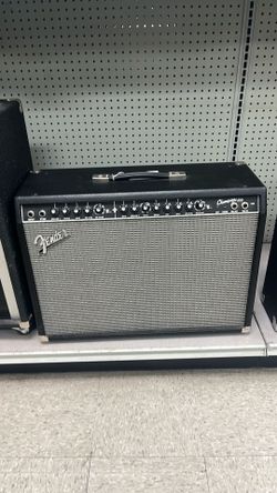 FENDER Amplifier Champion 100