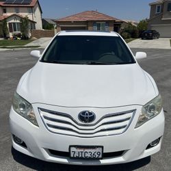Toyota Camry XLE 2011