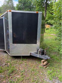 Enclosed trailer