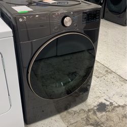 LG Front Gas Dryer With TurboSteam