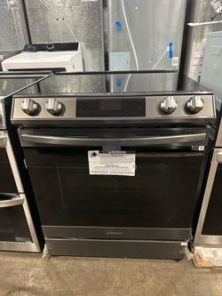 🔥 NEW Samsung 6.3 Cu. Ft. Smart Induction Range / Estufa de Inducción NUEVA 🔥