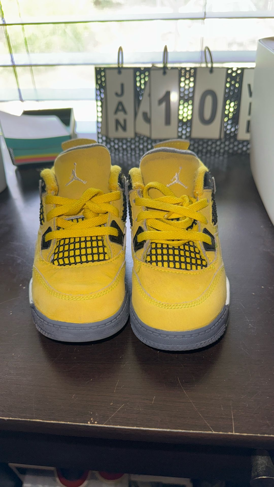 Air Jordan 4 Retro