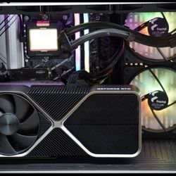 Hyte Y40 PC - Intel i9 + 4080FE