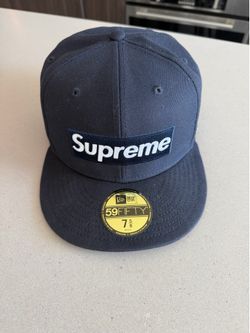 Supreme fitted hat