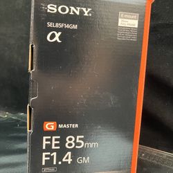 Sony FE 85mm f/1.4 GM Lens