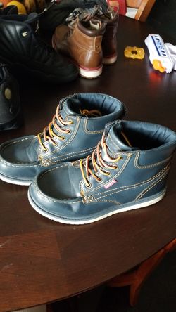 Levi Boots