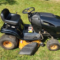 Poulan Pro PP19A42 Lawn Mower