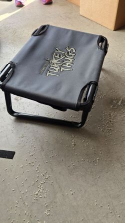 Mossy Oak Turkey Thugs Folding Hunting Stool