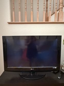 LG TV 30 INCH