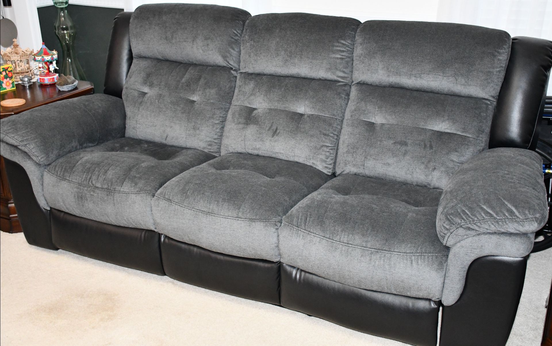 Sofa Loveseat Recliner set electric